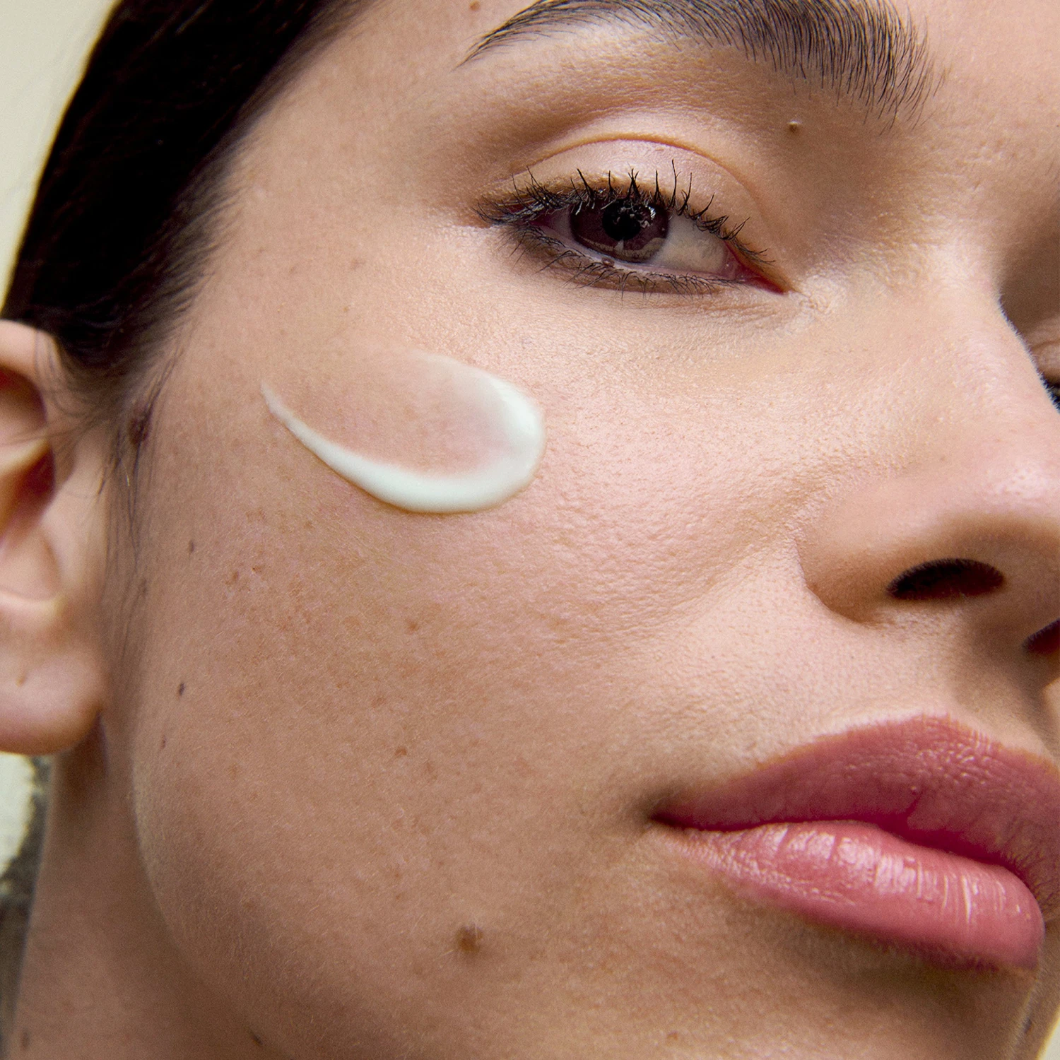 Fluide Matifiant Anti-Imperfections 2 Fluide Matifiant Anti-Imperfections – Image 2