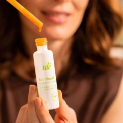 Le C-Bright Sérum Éclat à La Vitamine C -OH MY CREAM! 202402 C Bright Ule Format Carre texture