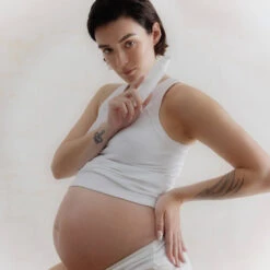 La Crème Hydratante Visage -OH MY CREAM! 202409 Talm la creme Lifestyle mannequin 2 Carre