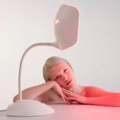 Masque OVE -OH MY CREAM! 202410 LUCIBE.LEPARIS MASQUEOVE MANNEQUIN Carre