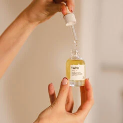 Mega Oil Huile De Soin Grossesse & Post-Partum Format Voyage -OH MY CREAM! 202410 TALM BALUCHONNOEL MEGAOIL FORMATVOYAGE LIFESTYLE Carre