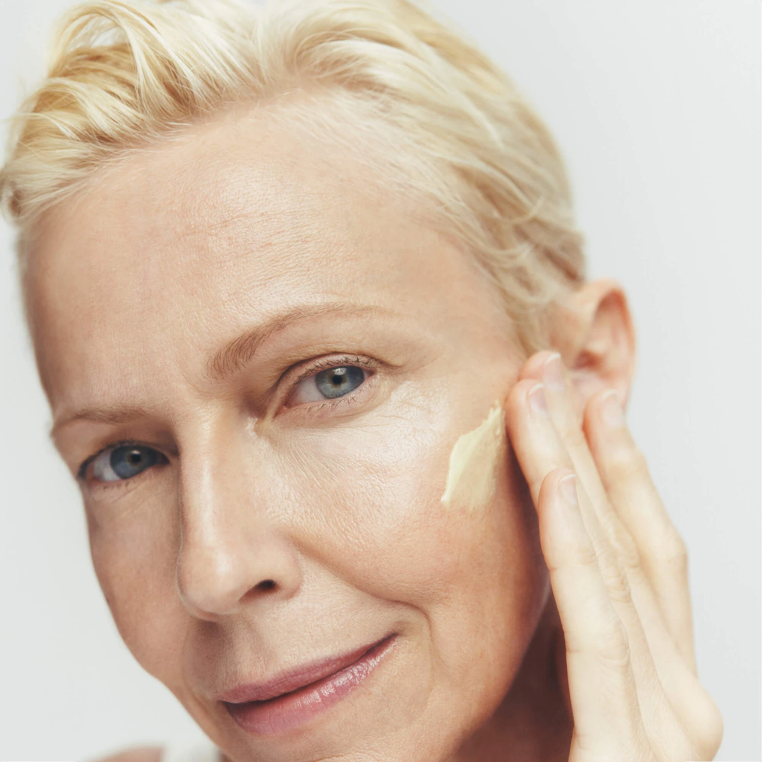 3x Retinol Regenerative Serum Sérum Visage Aux Rétinoïdes 3 3x Retinol Regenerative Serum Sérum Visage Aux Rétinoïdes – Image 3