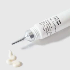 Feather Canyon Crème Regard Anti-Âge -OH MY CREAM! 202411 PAISKINCARE FEATHERCANYON NATUREMORTE formatcarre