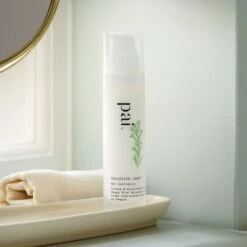 Salvation Jane Crème Hydratante Riche Aux Omégas 7 Salvation Jane Crème Hydratante Riche Aux Omégas -OH MY CREAM! 202411 PAISKINCARE SALVATIONJANE naturemorte formatcarre