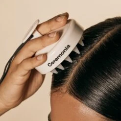 Scalp Masajeador Brosse Massante Cuir Chevelu -OH MY CREAM! 202501 Ceremonia ScalpMasajeador Brossecuirchevelu Mannequin Carre