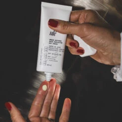 Urban Defense Skin Perfector Day Cream SPF30 Protection Crème De Jour -OH MY CREAM! 202502 Ule UrbanSkinDefenseProtector Carre1 1 1