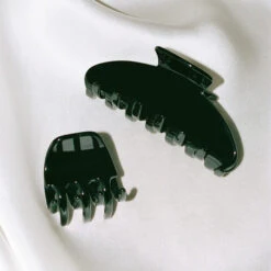 Pince à Cheveux Nova Mini -OH MY CREAM! 202503 Jickie BFFMININOVANOIR Lifestyle Carre 1 1 81a51472 53e8 40cd 8800 bac295641b0f