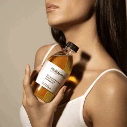 Bain De Bouche-en-huile -OH MY CREAM! 202507 Holidermie Bain de bouche en huile Mouthwash in oil Mannequin