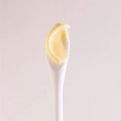 Sunday Riley C.E.O. Vitamin C Rich Hydration Cream Crème Hydratante Vitamine C Format Voyage -OH MY CREAM! 202507 Sunday Riley Vitamin C Rich creme texture