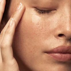 Αντίποδες Anoint H2o Contour Des Yeux Décongestionnant 9 Αντίποδες Anoint H2o Contour Des Yeux Décongestionnant -OH MY CREAM! 202508 Antipodes Anoint Mannequin 6