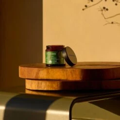 Αντίποδες Lime Caviar Crème Raffermissante 11 Αντίποδες Lime Caviar Crème Raffermissante -OH MY CREAM! 202508 Antipodes Lime Caviar Anti Age nature morte carre