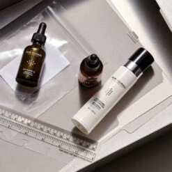 Vitamin C Sérum-en-Huile -OH MY CREAM! 2025 06 OMC SKINDILIGENT 1 carre 14c2027b b381 4a08 9aef 2fa53308e6d6