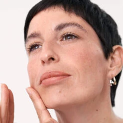 UV Damage Rescue Sérum Après-Soleil 8 UV Damage Rescue Sérum Après-Soleil -OH MY CREAM! 4vfr serums superlatif UV damage rescue carre