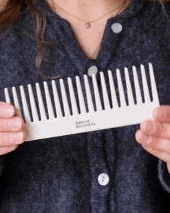 Le Peigne Démêlant 7 Le Peigne Démêlant -OH MY CREAM! Captured ecran2023 06 02a16.47.45