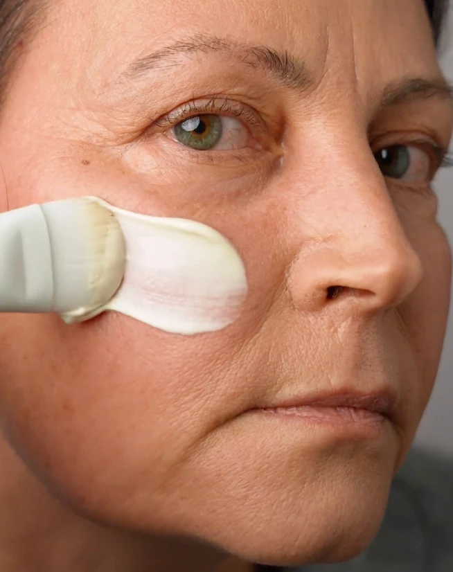 Dr. Barbara Sturm Face Mask Masque Hydratant & Apaisant 6 Dr. Barbara Sturm Face Mask Masque Hydratant & Apaisant – Image 6