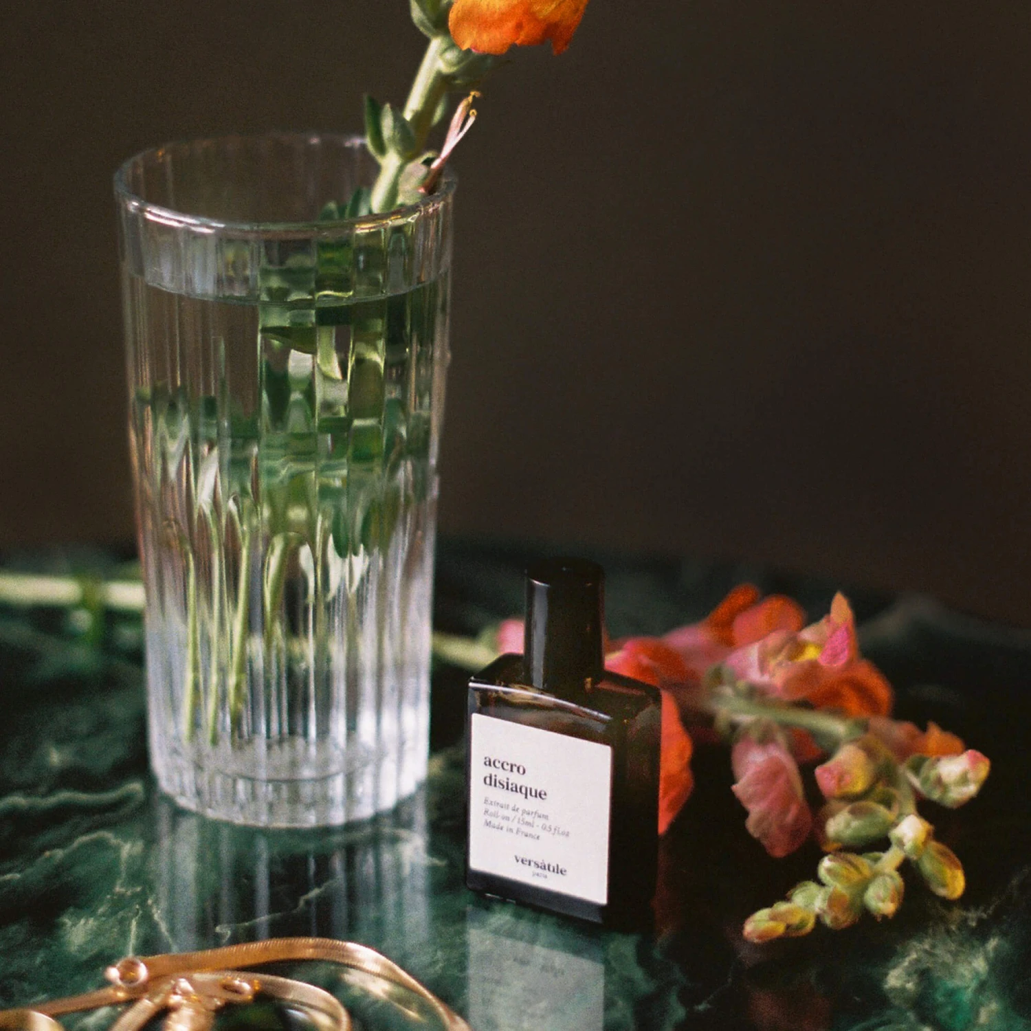 Accrodisiaque Parfum Roll-on 5 Accrodisiaque Parfum Roll-on – Image 5