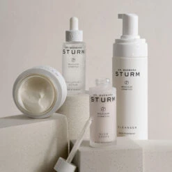 Dr. Barbara Sturm Super Anti-Aging Crème Visage Anti-âge 9 Dr. Barbara Sturm Super Anti-Aging Crème Visage Anti-âge -OH MY CREAM! Gamme Barbara Sturm c296d10c 859b 4da9 867f a084c9d82074