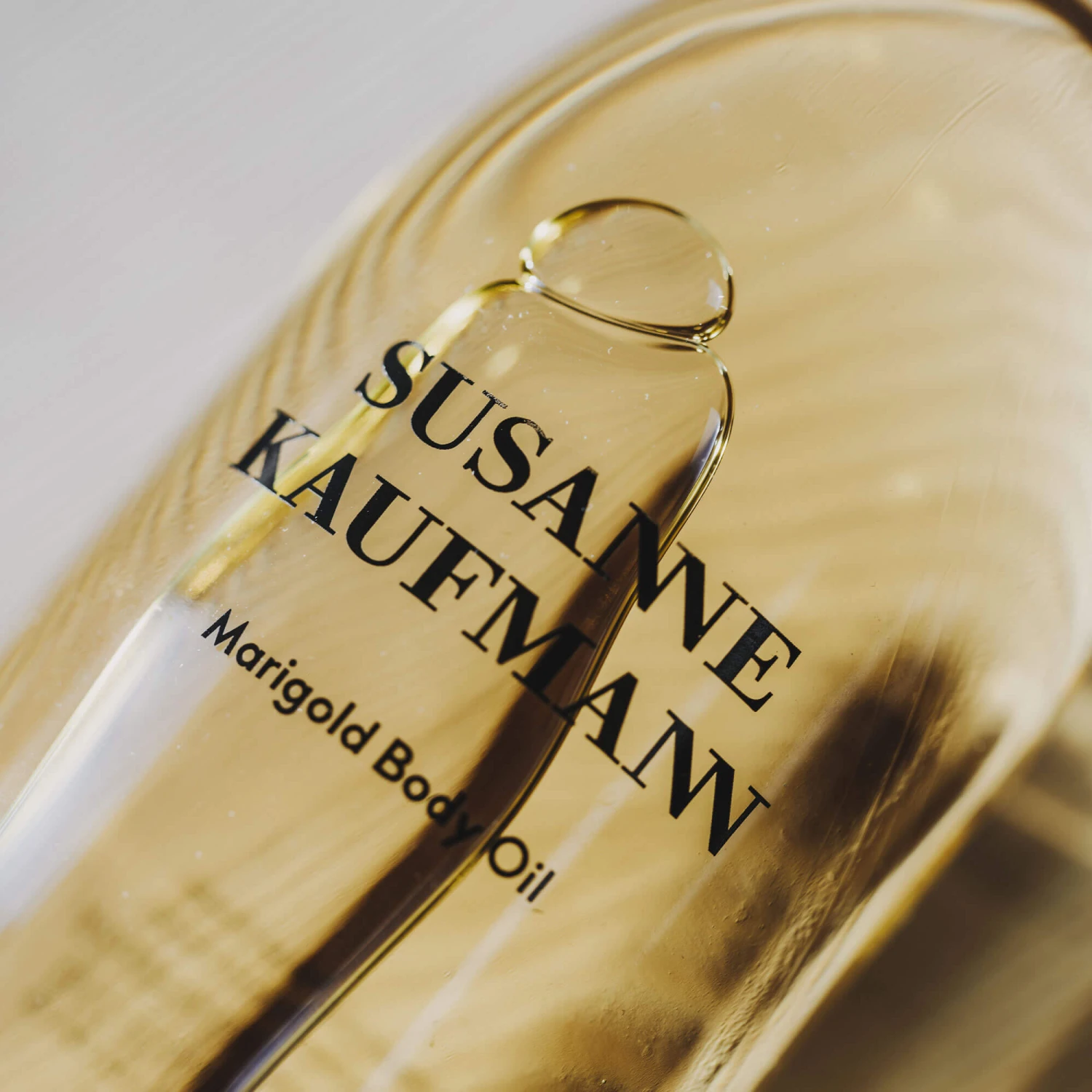 Marigold Body Oil Huile Corps Au Calendula 3 Marigold Body Oil Huile Corps Au Calendula – Image 3