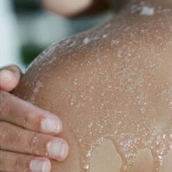 L:A Bruket Sea Salt Scrub Gommage Corps Citronnelle 297 -OH MY CREAM! SEASALTSCRUBSAGEROSEMARYLAVENDER LABRUKET LIFESTYLECARRE3