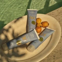 Sun Body Lotion SPF 50 Lait Solaire Corps -OH MY CREAM! Sun 2023 italy highres 105 carre