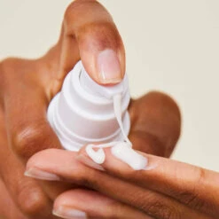 Dark Spot Exfoliating Sleep Milk Sérum Exfoliant De Nuit -OH MY CREAM! open uri20240131 105875 1f5f9vacarre